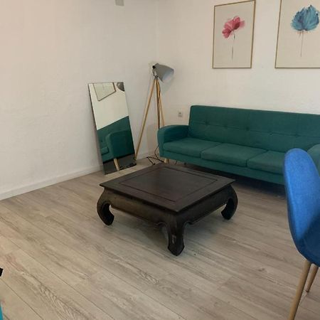 Habitacion En Piso Compartido Cerca A Ciudad De Las Artes Y Las Ciencias バレンシア エクステリア 写真